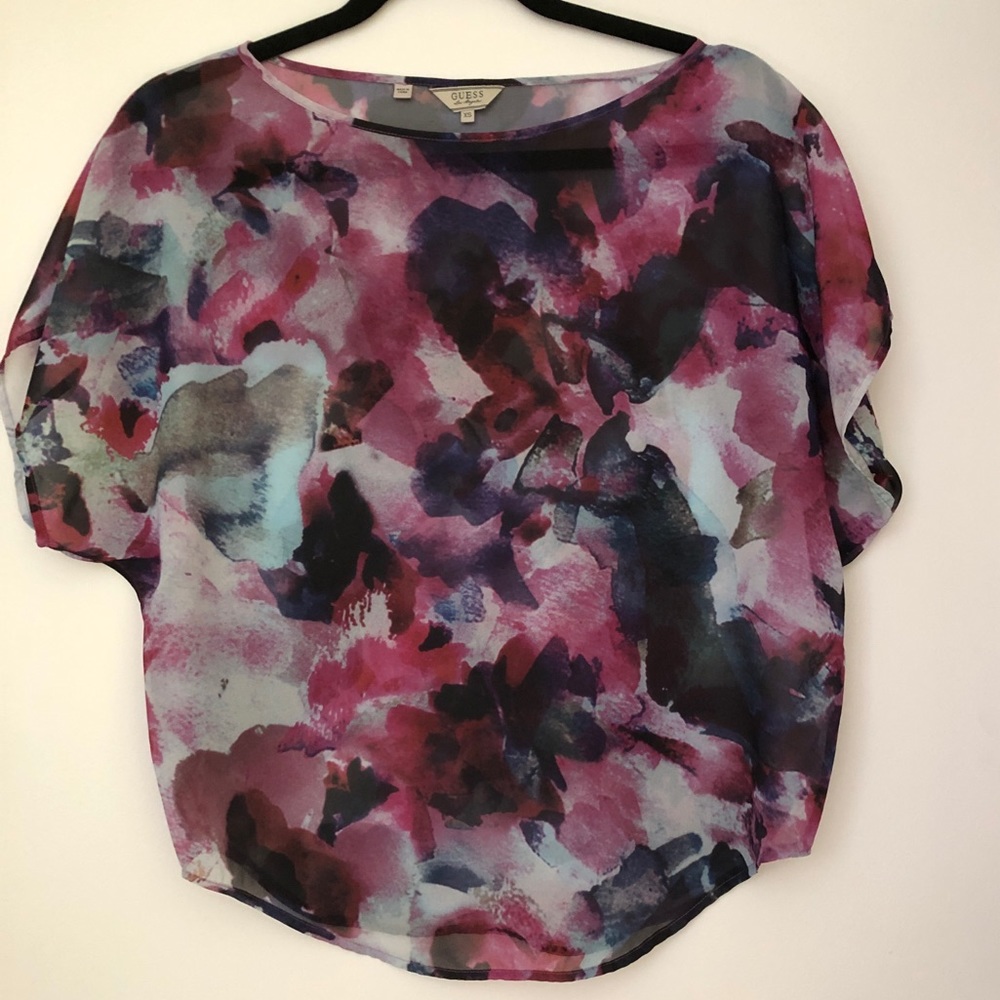 Guess Top